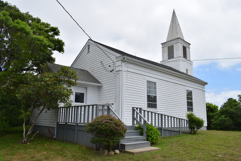 aquinnah-baptist-church.jpg