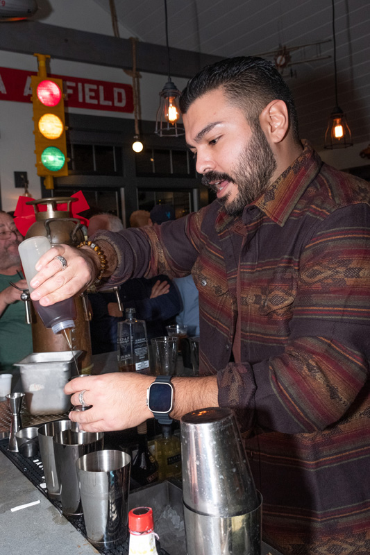 town-bartender-contest-5929.jpg