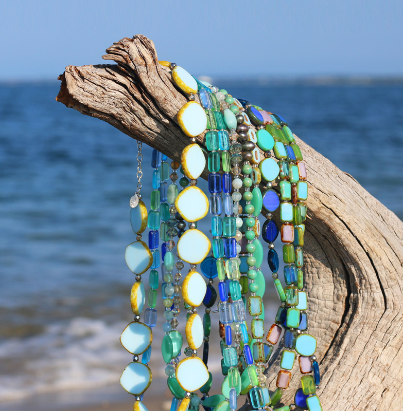 1_25_Jewelry_Stefanie Wolf.- jewelry on driftwoodjpg.jpg