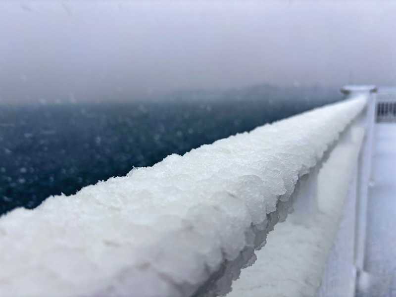 Naomi Winters – Snow
