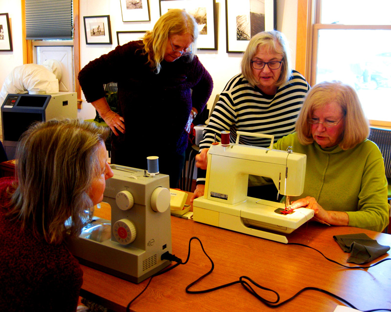 Sewing-class-02.jpg