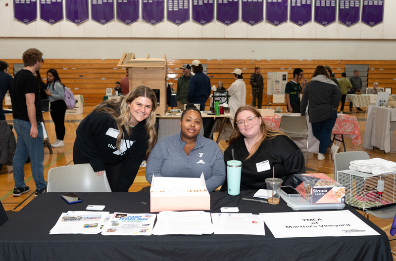 Sarah-Chickering_Jessey-Powell_Charlotte-Hammond_YMCA