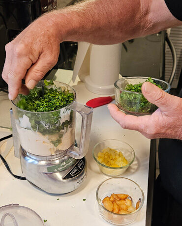 4_Com_kitchen.jpg