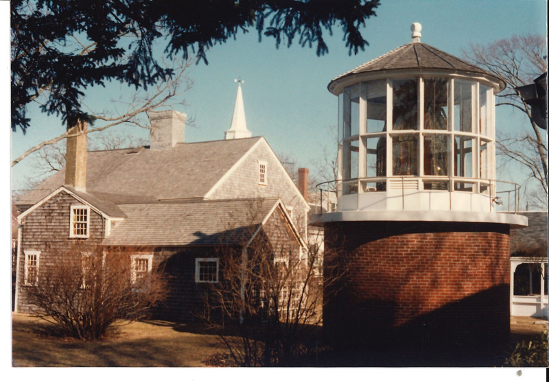 Fresnel Tower and Cooke House 1990s.jpg