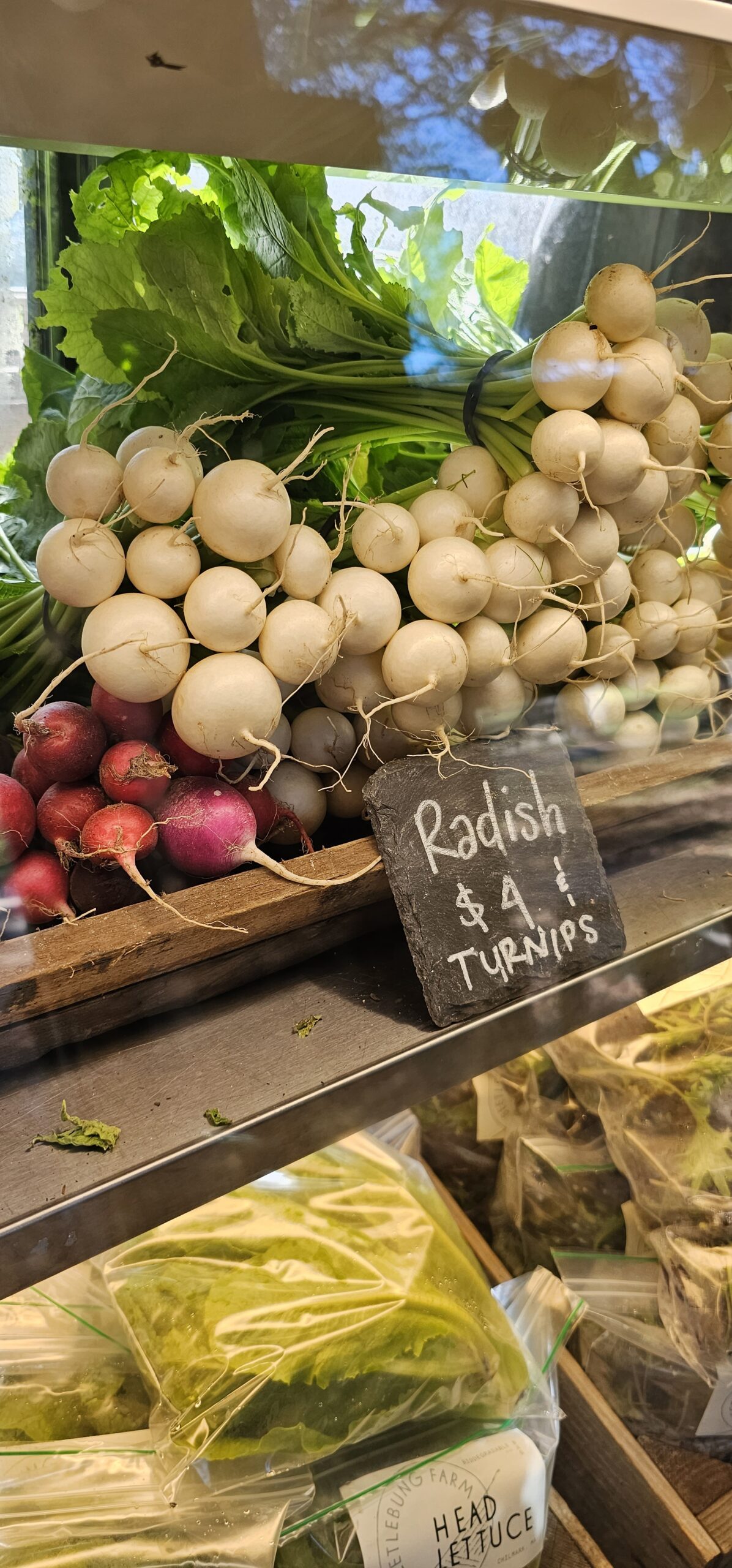 Beetlebung Farm Stand-TK
