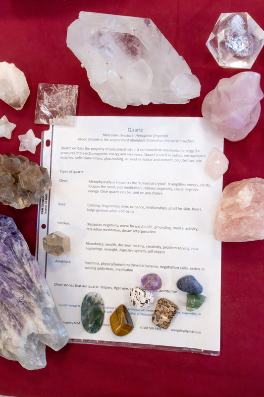 Sue_Angeley_Crystal_practitioner_3.jpg