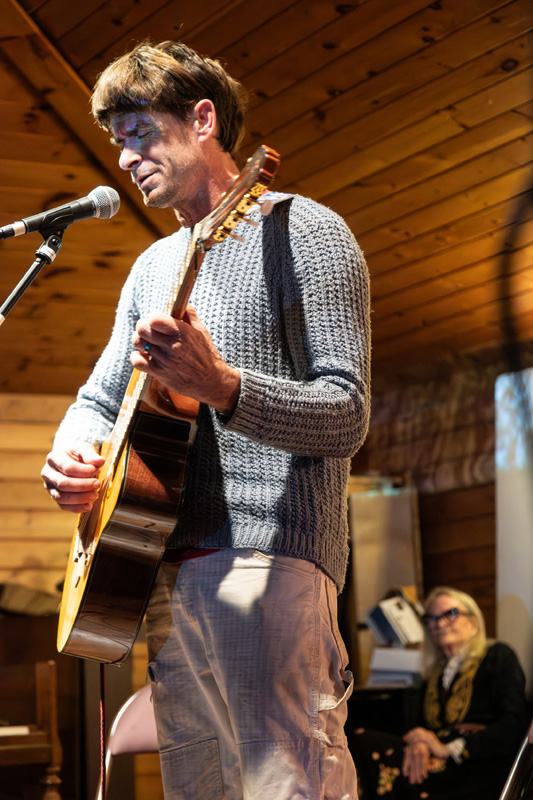 Chilmark_Potluck_Jam_15.jpg