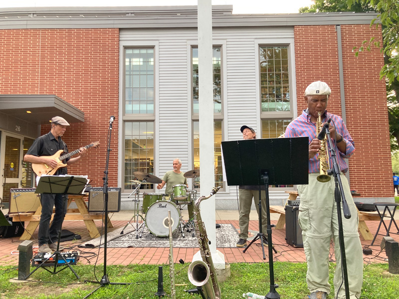 11.libraryconcert.jpg