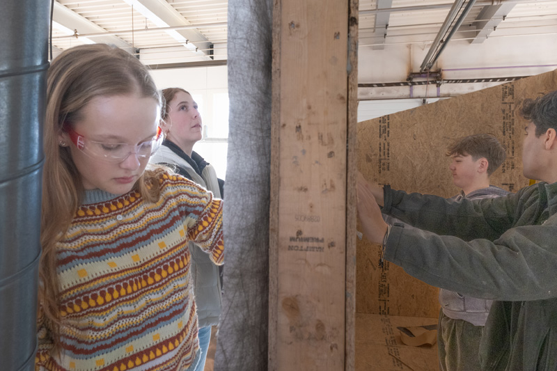 Emily_MacMillan_student_carpenter_9.jpg