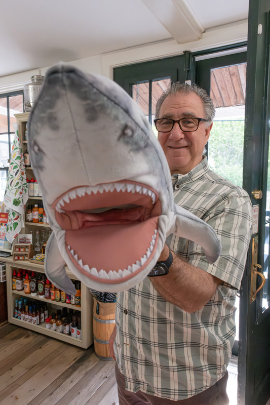 Jaws_stuff_23.jpg