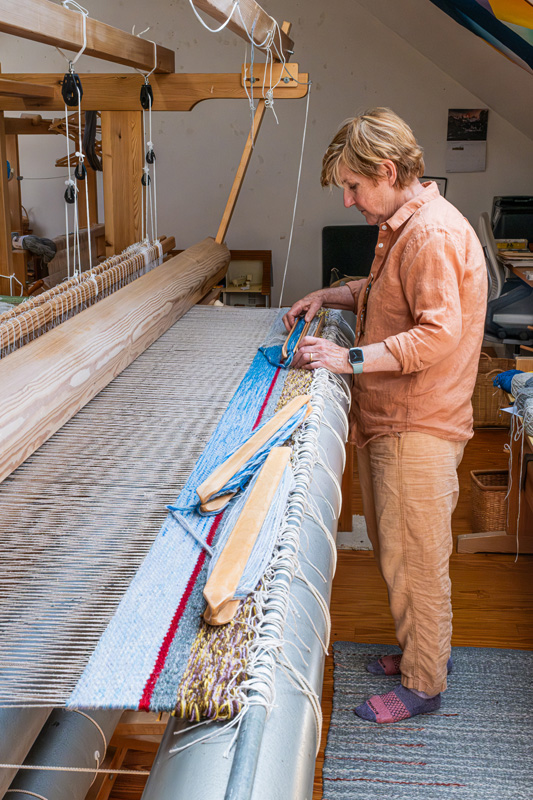 Julia_Mitchell_Tapestries_5.jpg