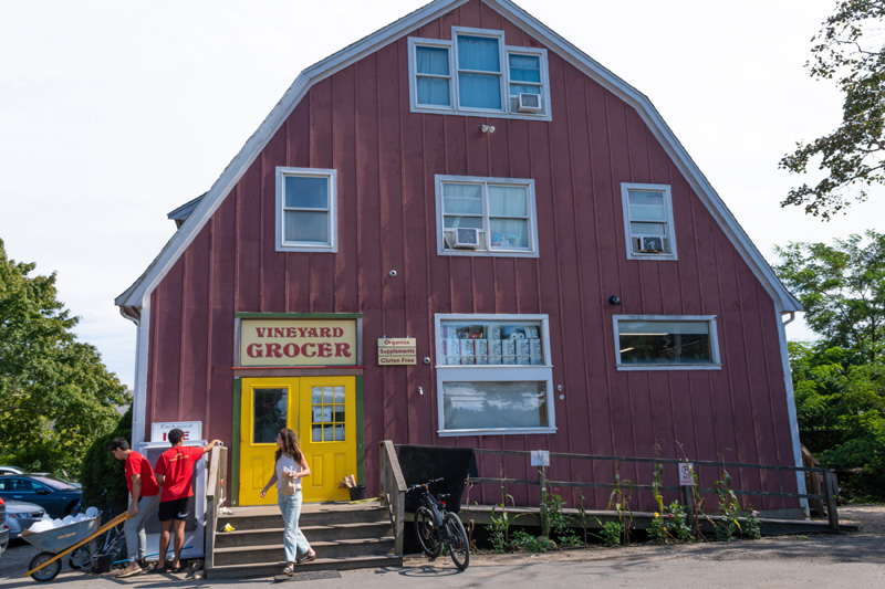 Elio Silva Vineyard Grocer 9 2 24-1-15.jpg