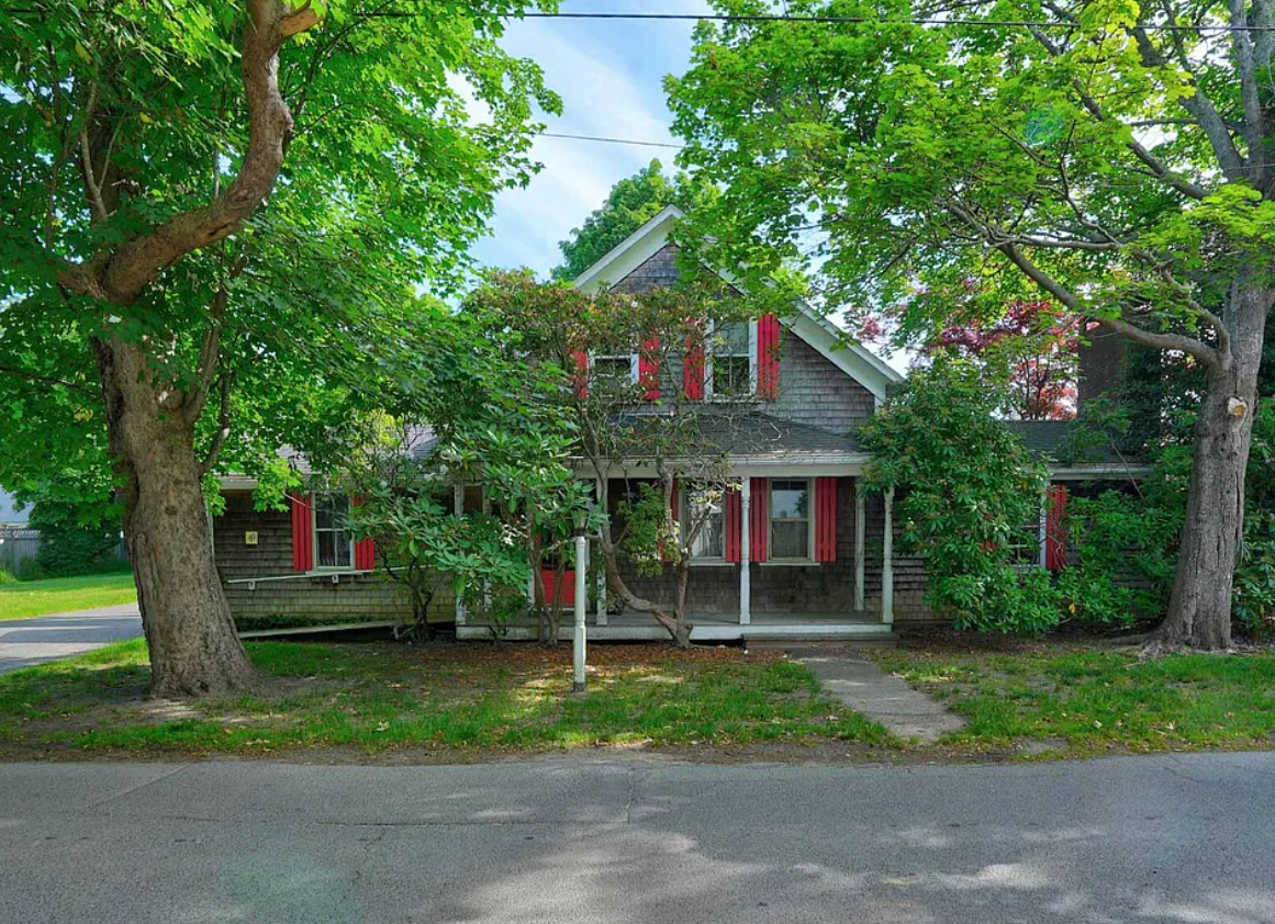 Home of 'Clifford the Big Red Dog' creator sold - MV Times